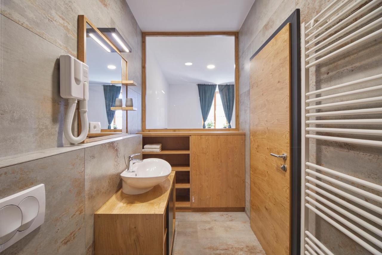 Ob Krki Apartments Kostanjevica na Krki Екстериор снимка